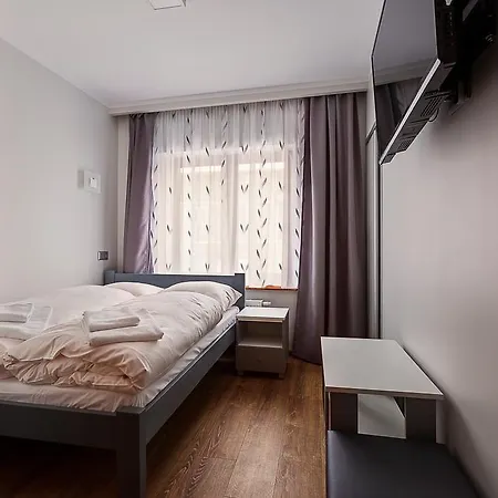 Brylant Шклярска-Поремба